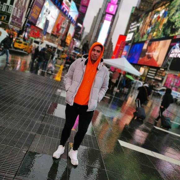 Meet your Posher, Daniel - Picture 1 of 1